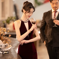 Винный красный хвост