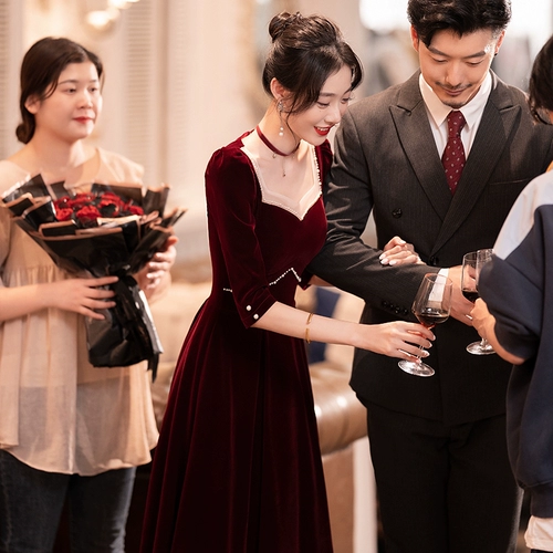 Бордовое вечернее платье, бархатная юбка, лонгслив, подходит для подростков