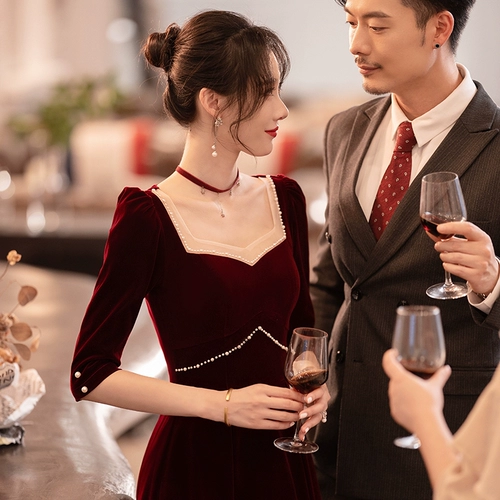 Бордовое вечернее платье, бархатная юбка, лонгслив, подходит для подростков