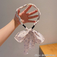 Бежевый цветочный