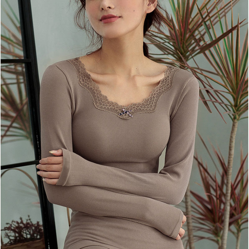 Japanese heating dress Model suit beauty wears 37 degrees thermostat bottom thin autumn sanitary pants