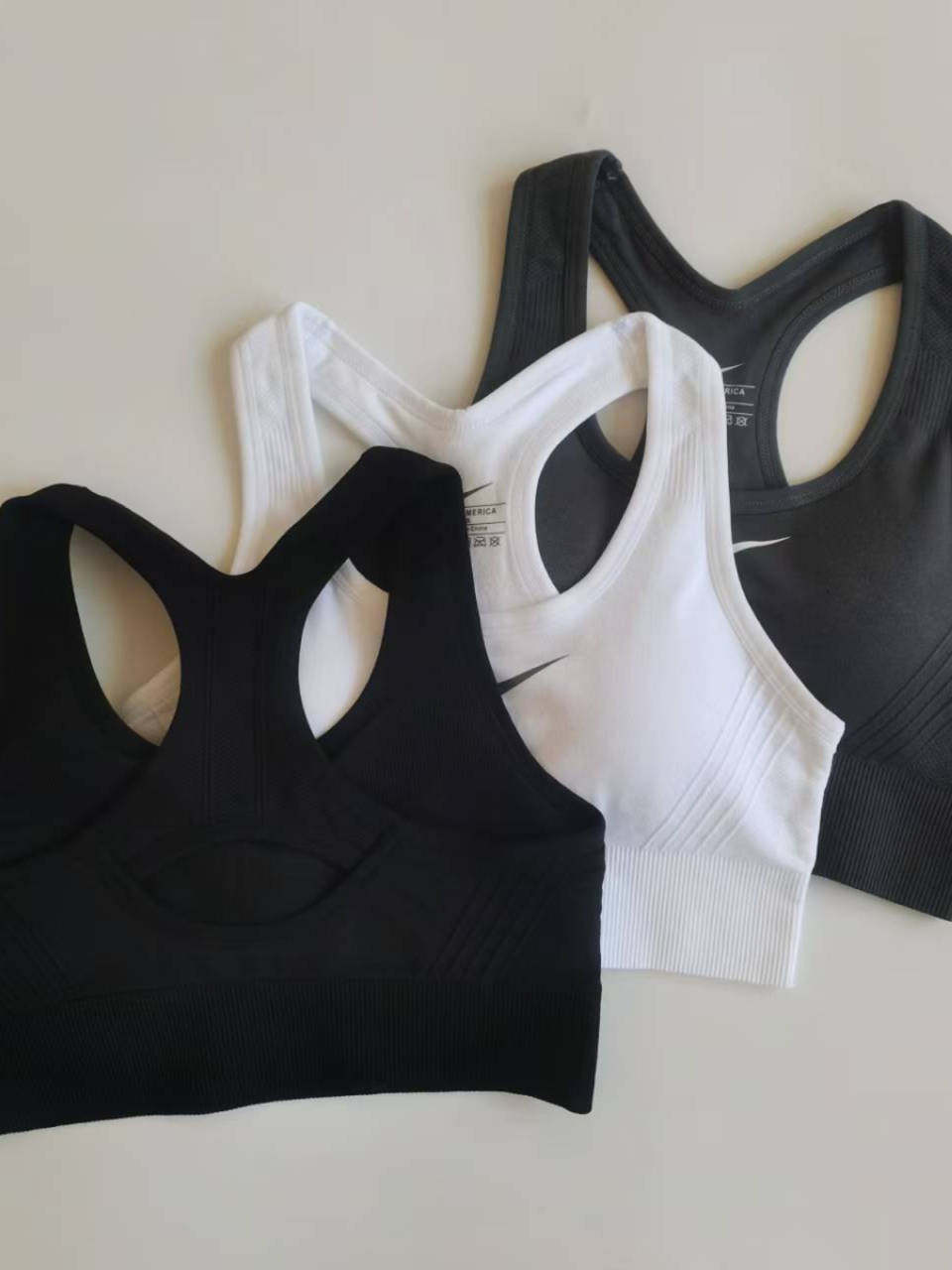 Sports Bra, Comfortable, Wire-Free, Push-Up, Quick-Drying, Fitness Wear, Running, Yoga, Exercise, Medium and High-Intensity Shock-Proof Bra