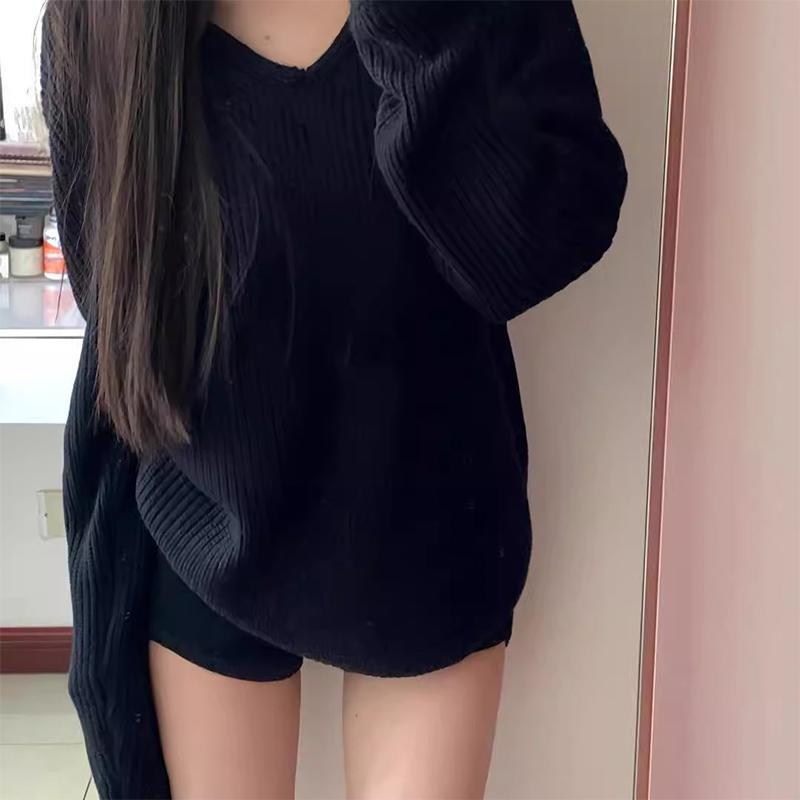 Casual Black V-Neck Sweater for Women, Autumn and Winter, Petite, Loose, Soft Knit Pullover, Base Layer Top