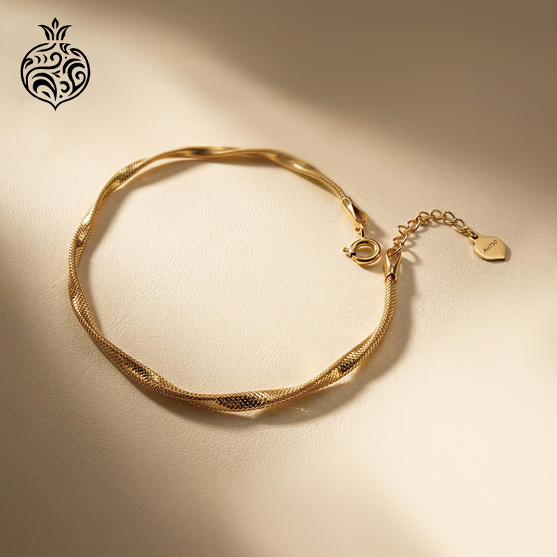 Lapomellia Light Luxury 18K Gold Twisted Wire Braided Chain Necklace Bracelet for Women, Non-Fading, High-End Feel Lapomellia Light Luxury 18K Gold Twisted Wire Braided Chain Necklace Bracelet for Women, Non-Fading, High-End Feel