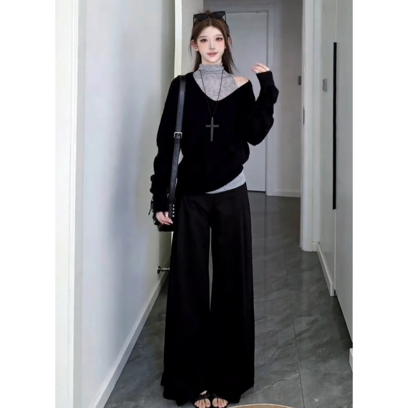 Black Color Matching Outfit, Complete Set of Knitted Tops, Inner Vest, and Long Pants, Three-Piece Set for Women, 2026 New Early Autumn Style
