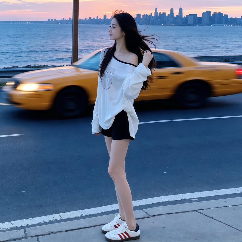 Stunningly Beautiful Printed White Off-Shoulder T-Shirt Long-Sleeve Shorts Set for Women, 2026 New Early Autumn Outfit Complete Set