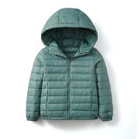 Темно-зеленый