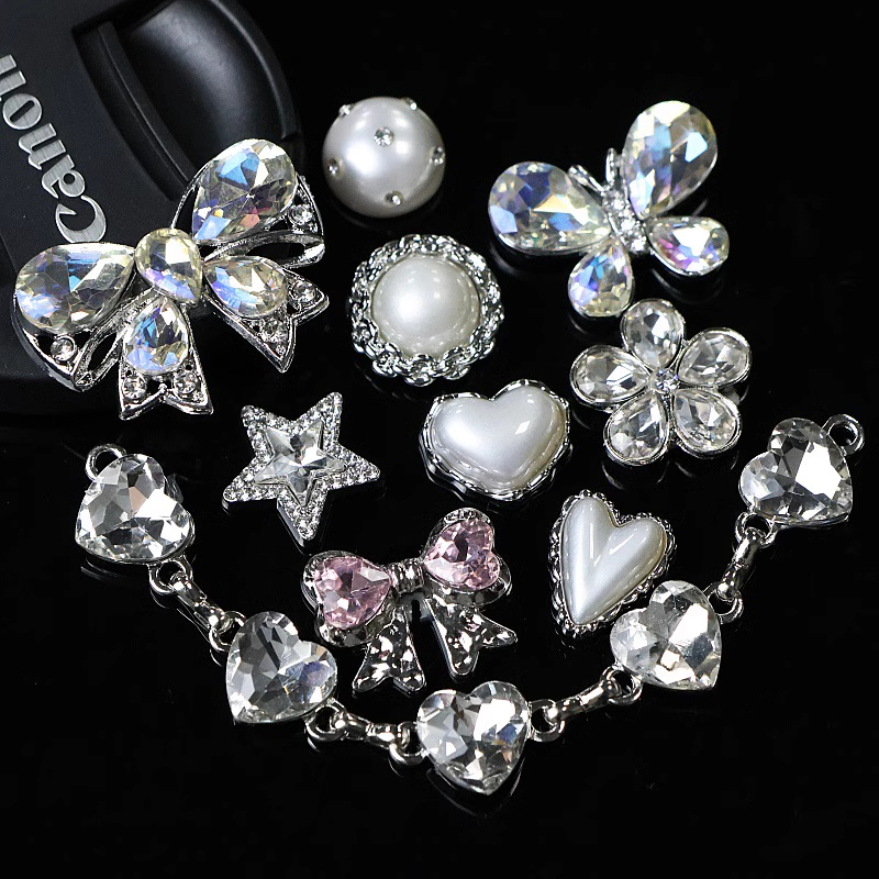 Mkopホールシューズアクセサリー高級シューズバックルアクセサリーパールバタフライダイヤモンドシューズフラワークロックス/クロスに適しています