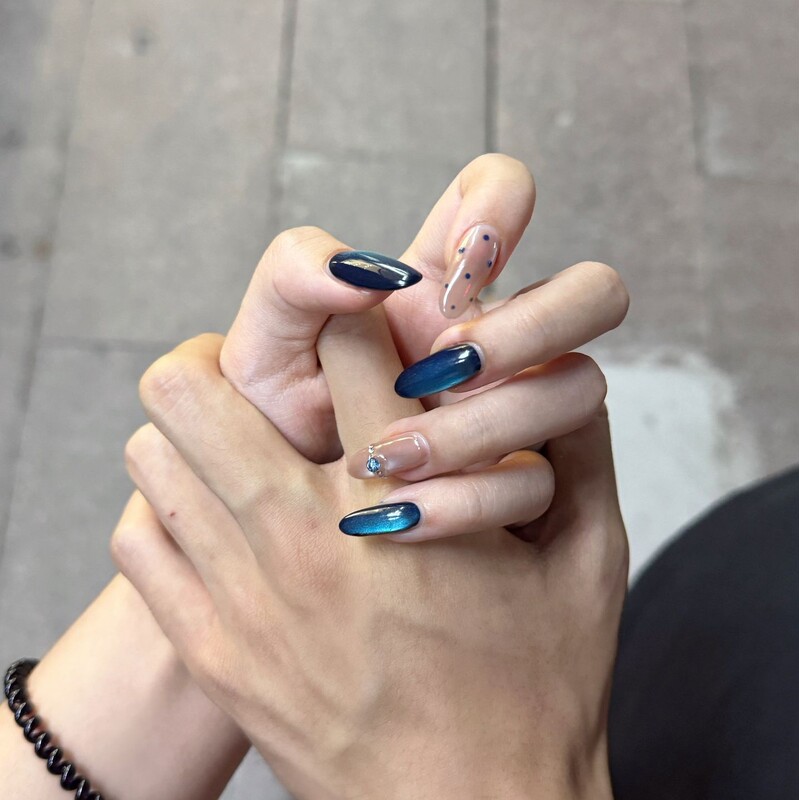 Diamond Ring Sea Blue Cat Eye Pure Handmade Wearable Nail Art Fake Nail Stickers Pure Handmade High-End Nude Color That Enhances Complexion Diamond Ring Sea Blue Cat Eye Pure Handmade Wearable Nail Art Fake Nail Stickers Pure Handmade High-End Nude Color That Enhances Complexion