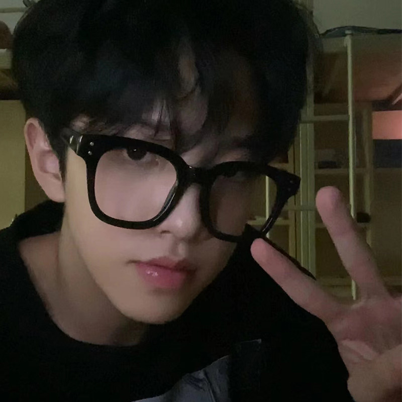 Men's eye black frame glasses myopia male Korean version tide can be equipped with degree anti-blue light glasses frame frame large frame flat light mirror