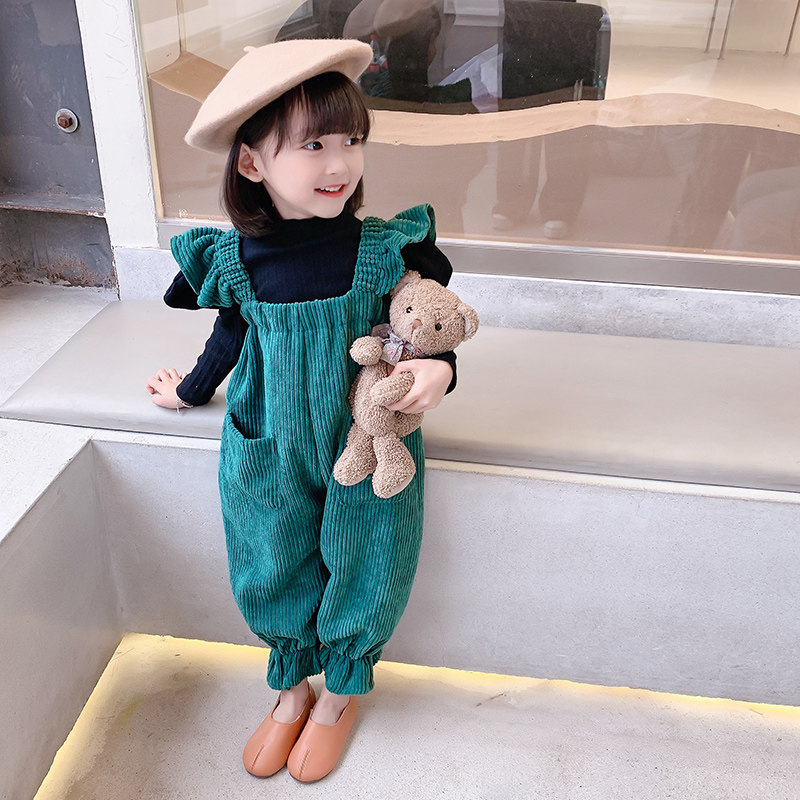 Girls baby bag pants spring and autumn set cute 2022 new children's baby foreign pie corduroy two-piece set spring tide