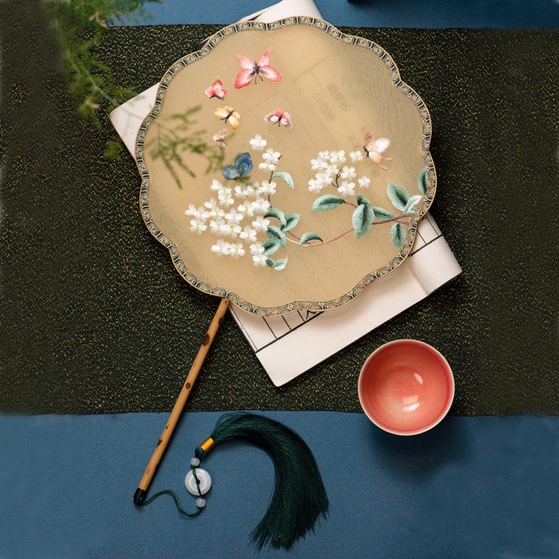Screen Moon Suzhou Embroidery Group Fan Ancient Wind Female Hanfu Su Embroidered Fan China Wind Classical Embroidered Retro Palace Fan
