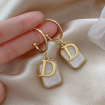 Clips Ear Daily Korea Temperament Letter D Earrings Woman 2021 Tide Ear Personality Net Red With Lavish Wind Ear Trim