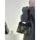 Niche ການອອກແບບໃຫມ່ແບບຈີນ gilt butterfly handbag ເຢັນ 2024 ພາກຮຽນ spring ໃຫມ່ temperament ຖົງບ່າ versatile