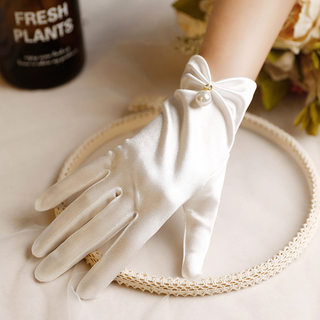Bridal Sun Protection Gloves, High-End Women's Summer Wedding Etiquette Gloves, Silk Satin Short Style Xiuhe Dress, Elegant White