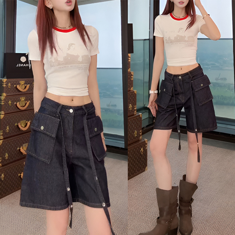 【Celebrity Style】Vintage American-Style Detachable Pocket Denim Shorts and Printed Short-Sleeve T-Shirt Set