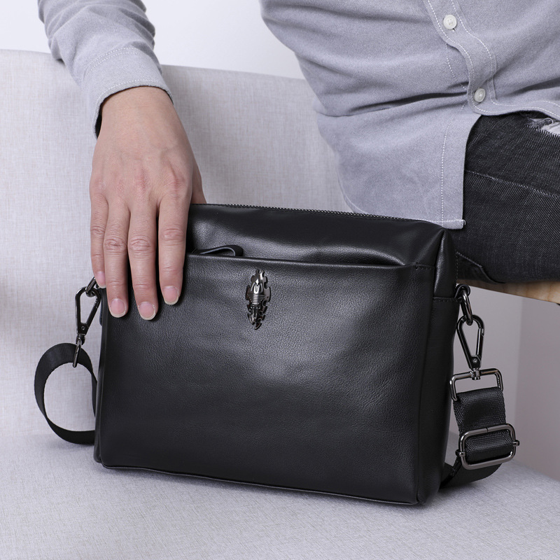 2021 new fashion men's bag trend soft leather shoulder bag men's business messenger bag casual large-capacity backpack