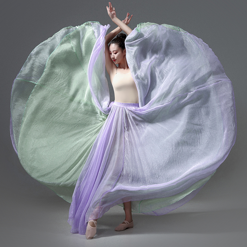 Liu Feifei's Classical Dance Costume Features an Elegant 720-Degree Flared Skirt, a Modern Half-Skirt for Art Exams, and a Double-Layer Sea and Sky Performance