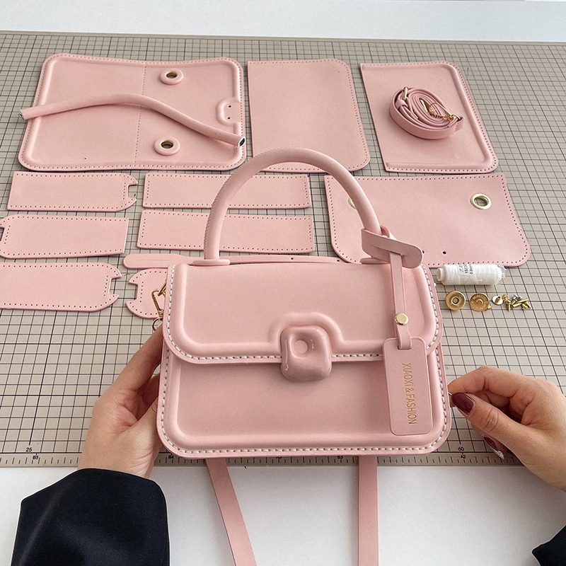 Valentine's Day Handmade Bag DIY Knitting LAOSHU Material Kit Chinese Valentine's Day Gift for Girlfriend Self-Sewing Crossbody Bag