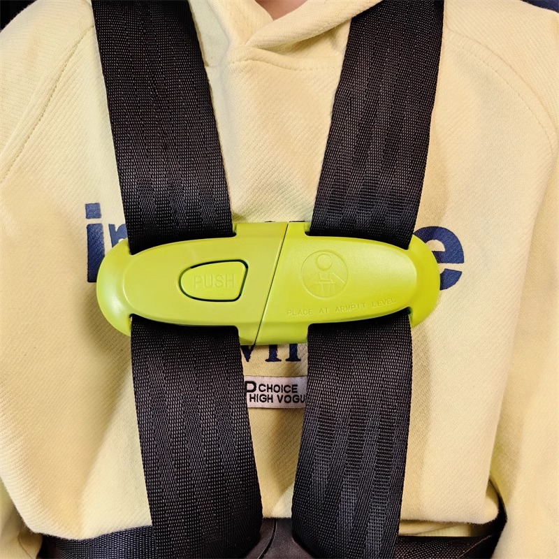 車用チャイルドシート チェストバックル シートベルト固定 チェストバックル ベビー 脱落防止 調整ロック