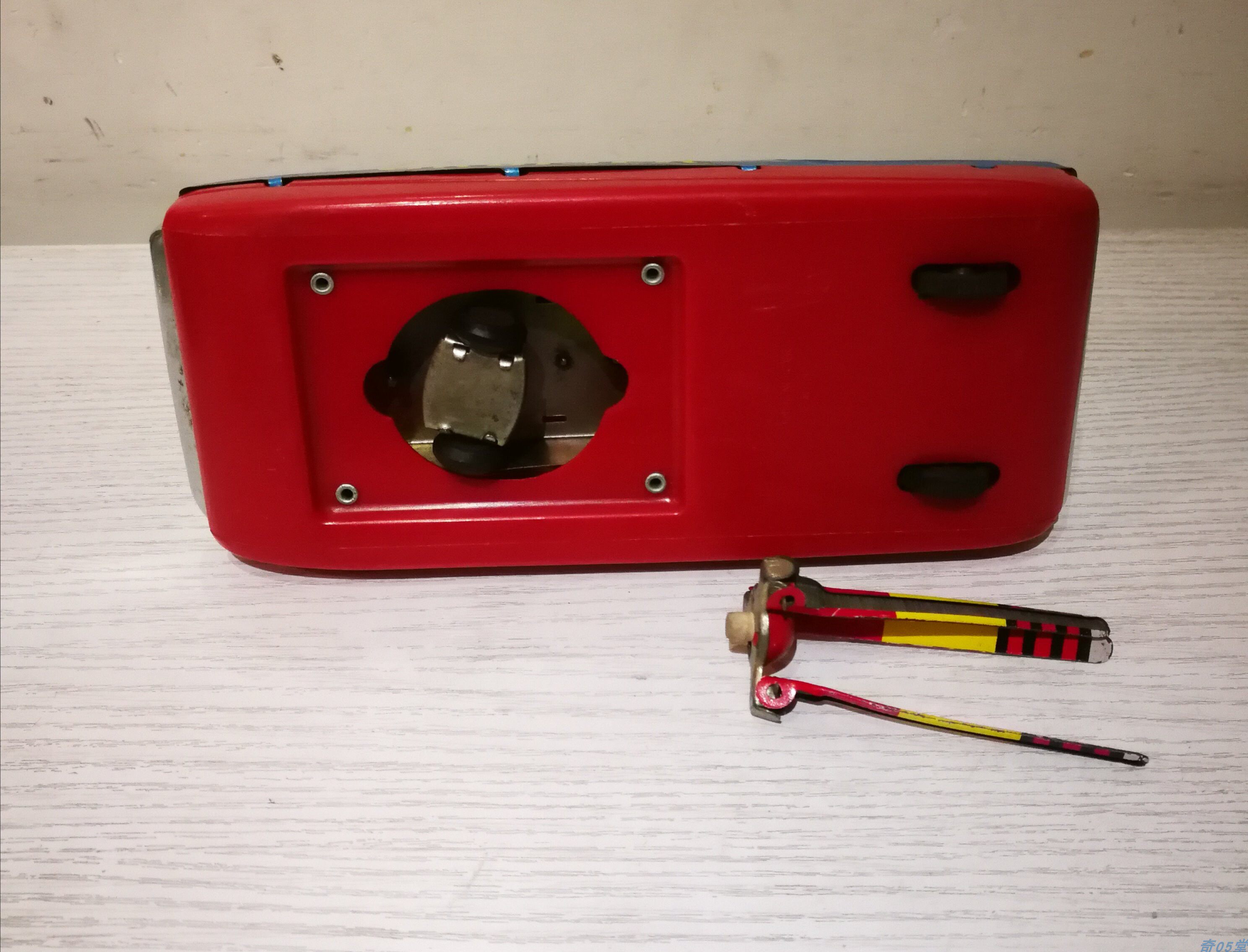 Chic 05 Hall Old Toys Collection Old Tin Toy Clockwork Expedition Ship