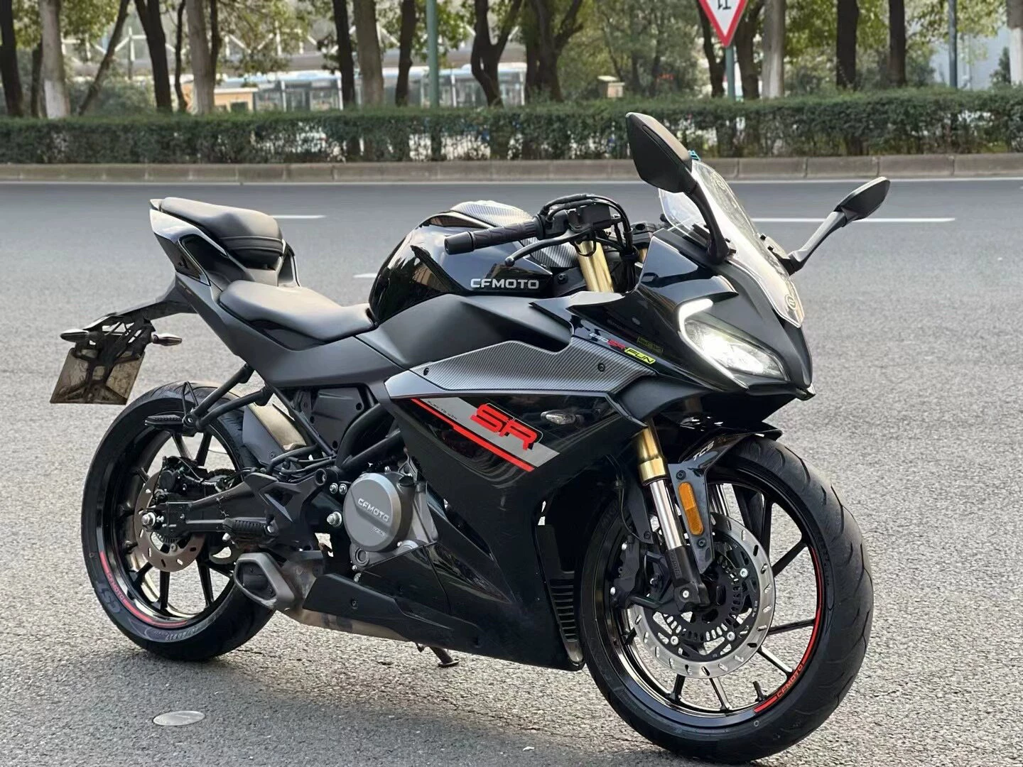 Новый Чунфэн 250/450SR спортивный автомобиль двойной цилиндр водяного охлаждения мотоцикл NK250 уличный автомобиль дорожная гонка