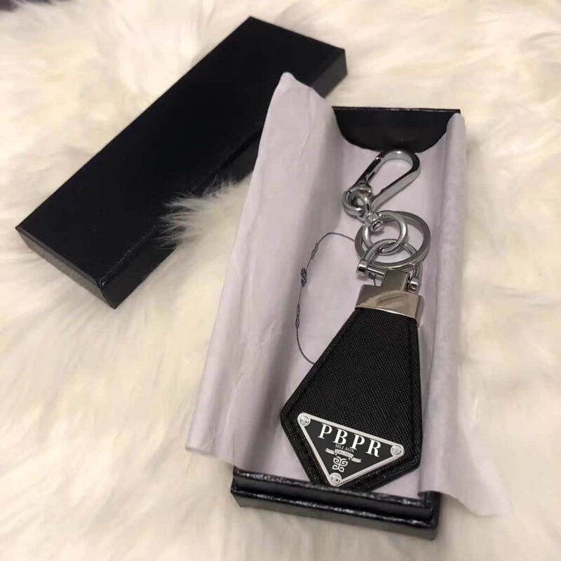 Pbpr Inverted Triangle Logo Car Keychain Genuine Leather High-End Pendant Internet Celebrity Unisex P Brand Keychain
