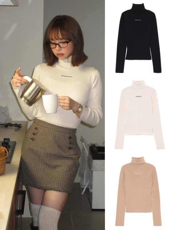 Andmary Same Style Vertical Striped Twist Patchwork High-Neck Long-Sleeve Embroidered Inner Layer Autumn and Winter Base Shirt Short Sweater for Women