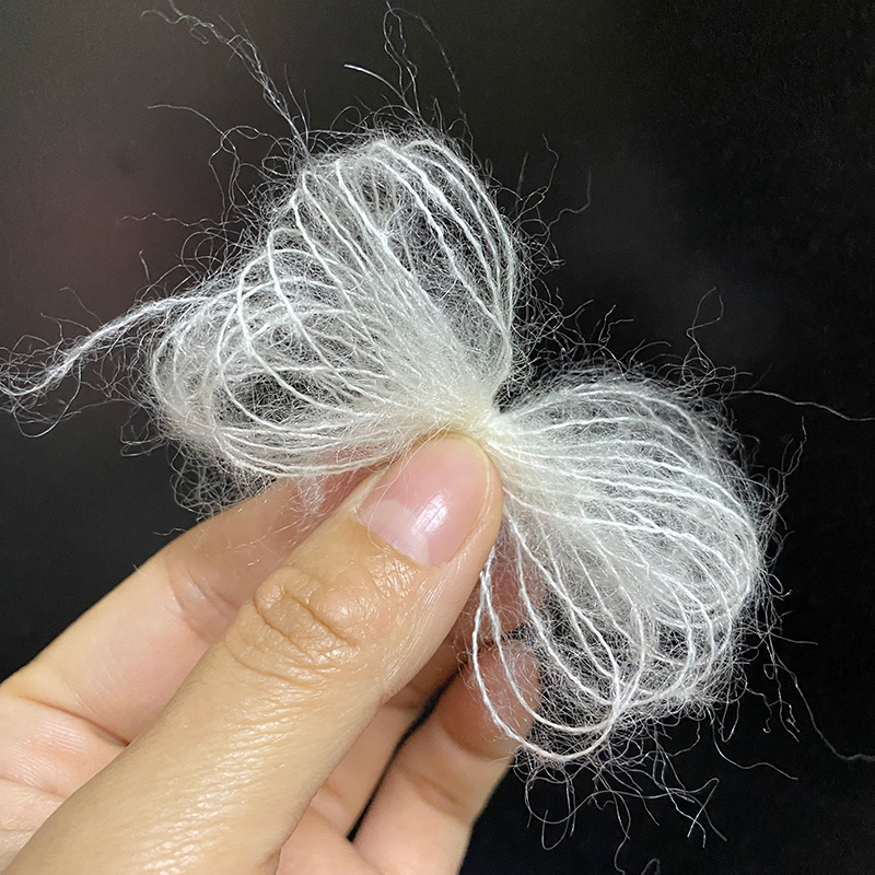 Italian Imported Mohair Yarn, Soft and Skin-Friendly, Fine Hand-Knitted Wool Yarn for Scarves and Sweaters