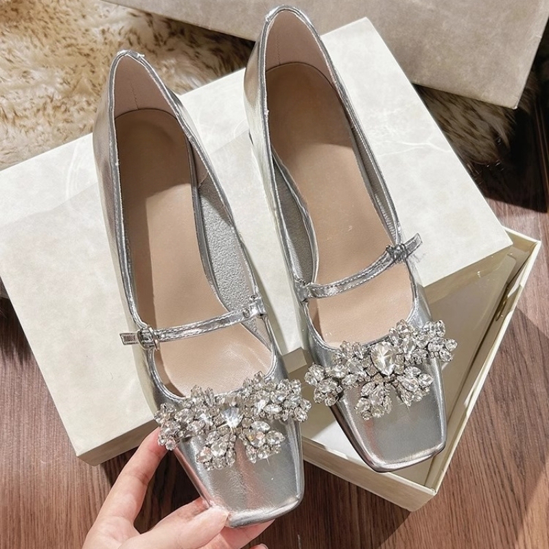 Square-Toe Single Shoes with Rhinestones, Chunky Heels, High Heels for Women, 2026 New Summer Style, Silver French Mary Jane Shoes with a Single Strap Square-Toe Single Shoes with Rhinestones, Chunky Heels, High Heels for Women, 2026 New Summer Style, Silver French Mary Jane Shoes with a Single Strap