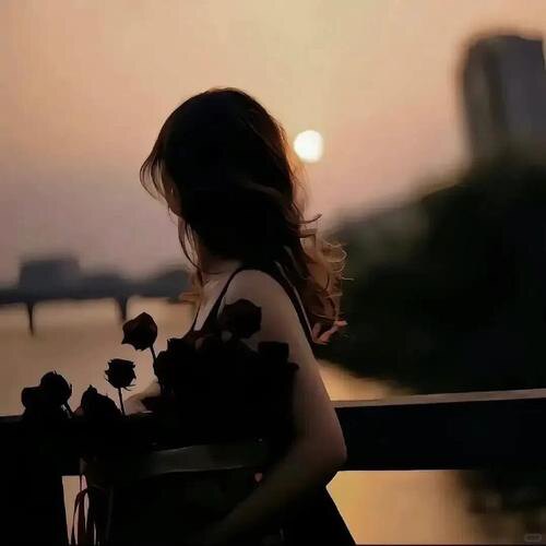 奕奕服装
