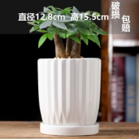 Большой чистый белый прямой луч света