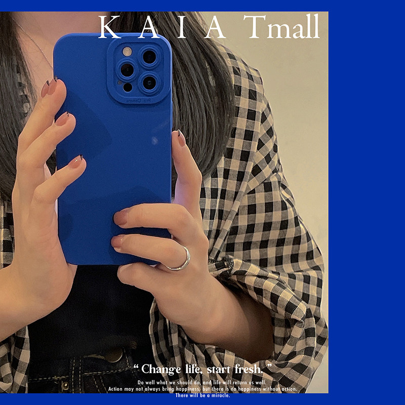 Klein blue Apple 13 mobile phone case suitable for iphone12promax simple solid color couple personality creative female