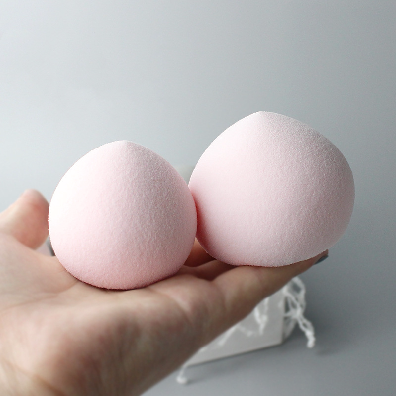 Watson's blast white ass thighs are not black inside. Yellow skin can be white