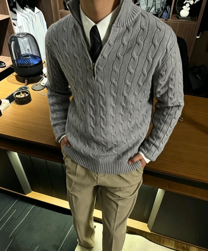 New Rl Ralph Lauren Embroidered Half-Zip Knit Sweater in Old Money Style with High Collar and Cable Knit Design