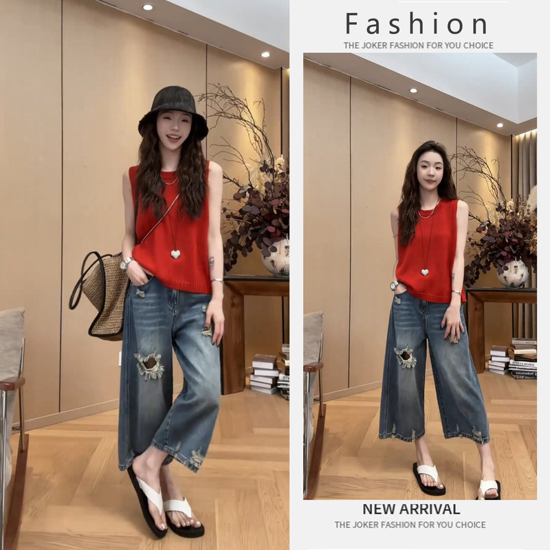 Summer Casual, Lazy, Sweet, Stylish, Retro, Slimming Sleeveless Top, High-Waisted Ripped Wide-Leg Jeans Set, Trendy