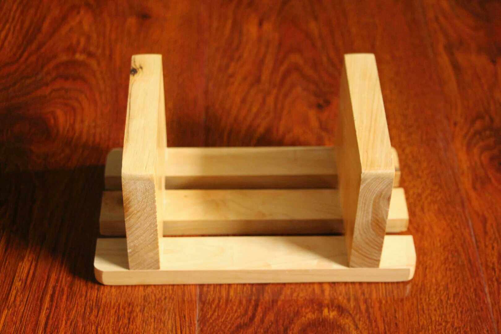 Foot-soaking barrel wooden barrel inner stool foot stool foot therapy stool small wooden stool fumigation stool soaking foot wooden barrel foot bath barrel fir barrel