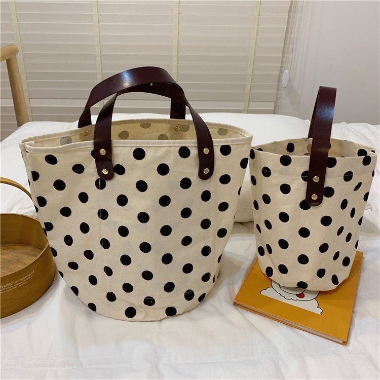 Lunch box with hand-in-hand summer hand carrying bags South Korean lunchbox bags South Korean lunch bag Jane about Po Point handbag to work with meals