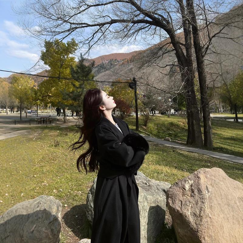 女性用ブラック両面カシミアコート2024年秋冬フォックスファー新作ミディアムロングハイエンドレイジースタイルウールコート