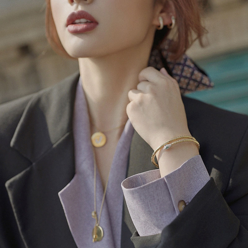 Snake Bracelet Advanced Sensation Female original opening new small crowddesign net red hand refined gilded light lavish bracelet