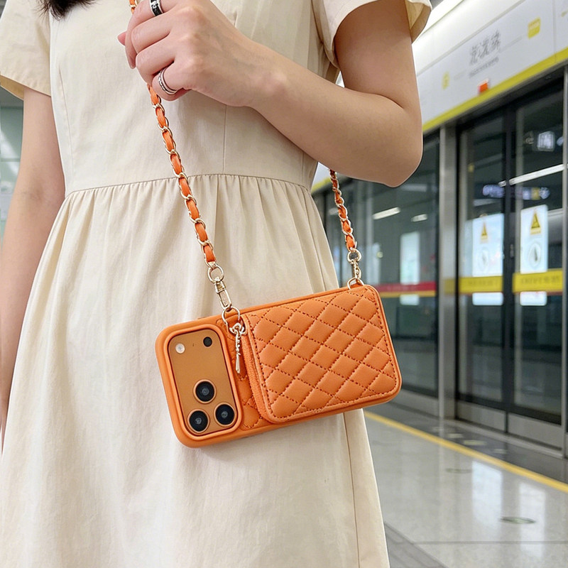 Diamond-Patterned Chanel-Style Apple 17 Pro Max Phone Case, High-End Cowhide Leather, iPhone 16 Zipper Coin Slots, 15 Pro Max Crossbody Chain Lanyard, 17 Pro Trendy Brand, Light Luxury Style, Anti-Drop Protection