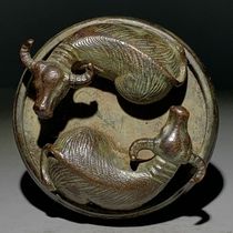 Antique pure copper copper bull turns the world around Bagua ornaments old objects old goods old copperware antiques and authentic collections
