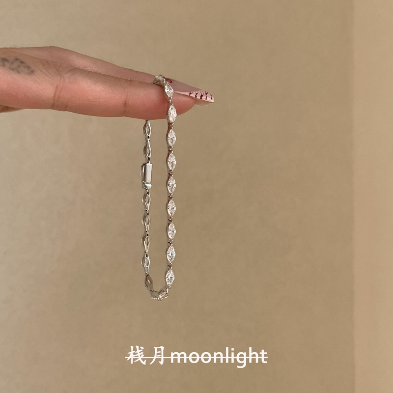 【Zhan Yue】In Stock and Ready to Ship! Sparkling Ultra-Fine Marquise-Cut Diamond Bracelet, Niche Light Luxury with a High-End Feel, Stackable Jewelry for Women