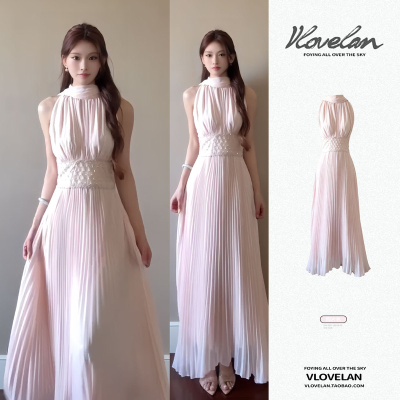 French-Style Pink Halter Neck Dress for Women, New Summer Seaside Vacation Style, Waist-Cinching, Slimming, Elegant Long Dress French-Style Pink Halter Neck Dress for Women, New Summer Seaside Vacation Style, Waist-Cinching, Slimming, Elegant Long Dress
