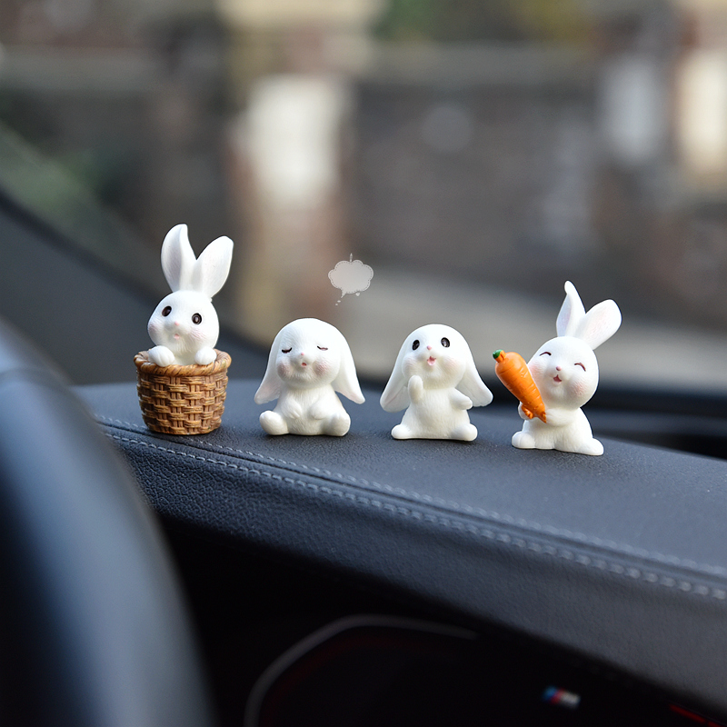 Net red car mounted parts cute rabbit car control decoration creative car decoration cartoon jewelry cartoon
