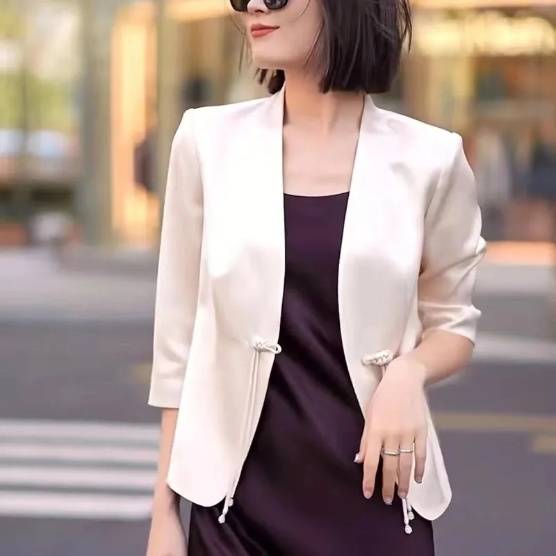 Short Blazer for Women, Autumn 2026 New Style, Imitation Acetate Satin, New Chinese Style, Small Suit with Three-Quarter Sleeves Short Blazer for Women, Autumn 2026 New Style, Imitation Acetate Satin, New Chinese Style, Small Suit with Three-Quarter Sleeves