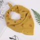 Желтая клубника, шарф