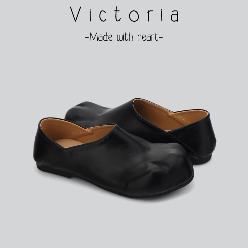 Victoria Harbor Ultra-Soft Cat Paw Design Slip-On Leather Shoes for Women, 2025 Summer New Style, Versatile Niche Slip-On Shoes Victoria Harbor Ultra-Soft Cat Paw Design Slip-On Leather Shoes for Women, 2025 Summer New Style, Versatile Niche Slip-On Shoes