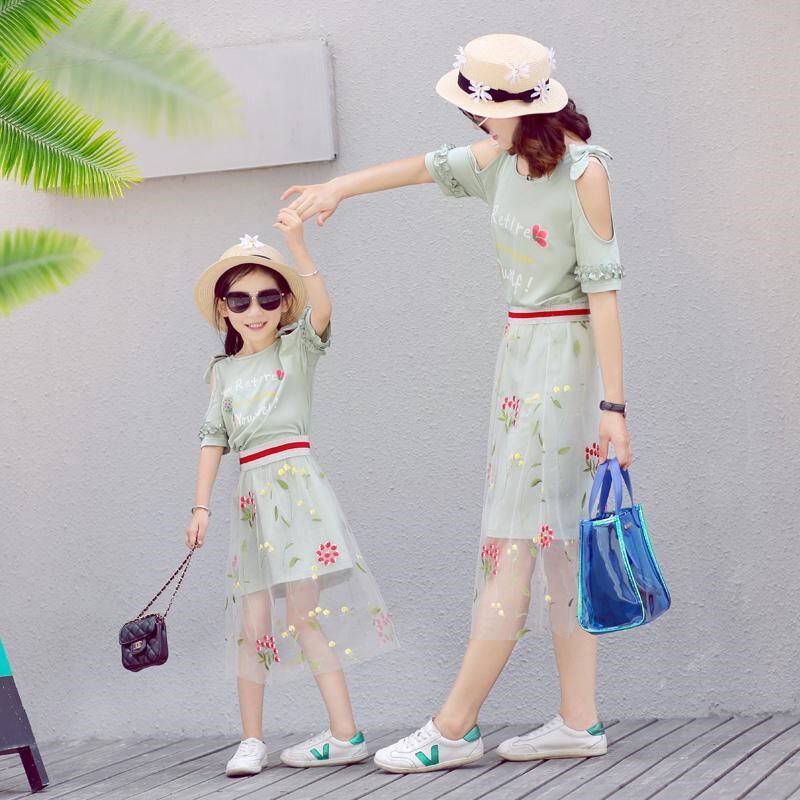 Summer high-end pro-sub-dress 2022 new tide family of three-four-mouthed nets Red Ocean sends mother women's full home futsuit suit