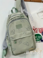 Зеленый, большой